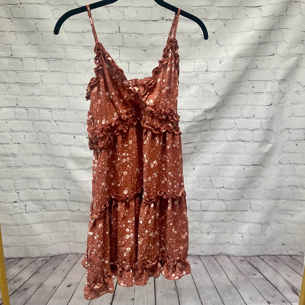 Ruffled spaghetti strap floral mini dress